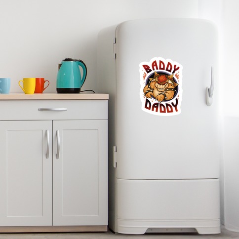 https://images.lookhuman.com/render/standard/4BnqBIQcvV2yrs7PsQhCaxVd5aU4DfvY/diecut-whi-diecut_fridge_xl-t-baddy-daddy.jpg