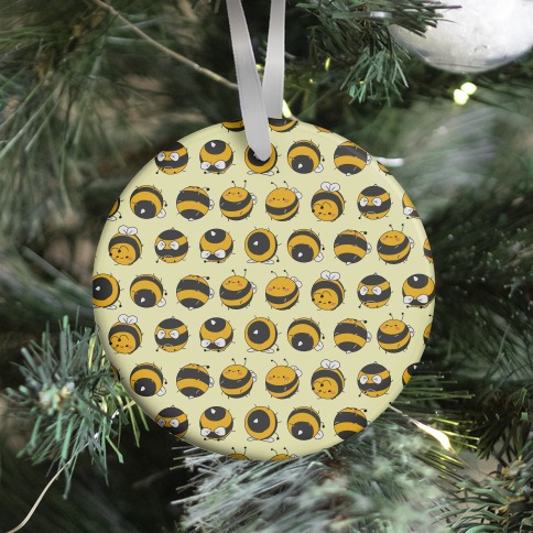 Rolling Bee Pattern Ornament