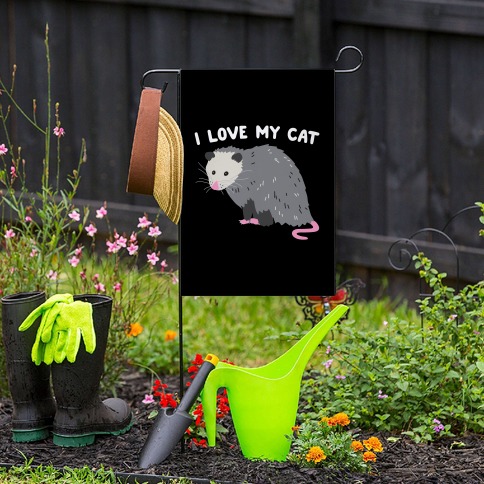 https://images.lookhuman.com/render/standard/Se1FEcIEhyzEvBhILcKIxk9KgGOglJAZ/gardenflag-whi-gardenflag_yard-t-i-love-my-cat-opossum.jpg
