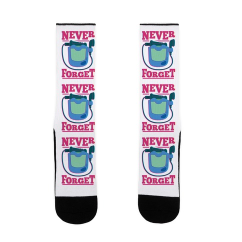 https://images.lookhuman.com/render/standard/bBXedGuDXcmkDXzQ42yiJdM449FyF6Mh/sock-whi-one_size-t-never-forget-hit-clips.jpg