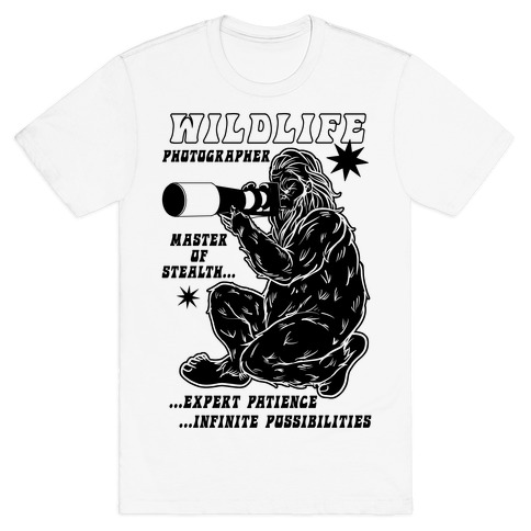 Wildlife Photographer Bigfoot T-Shirt